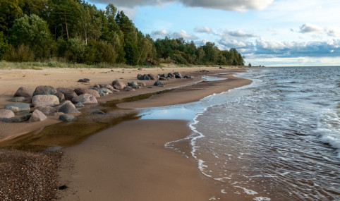 Maritime spatial planning and thematic planning of coastal public infrastructure